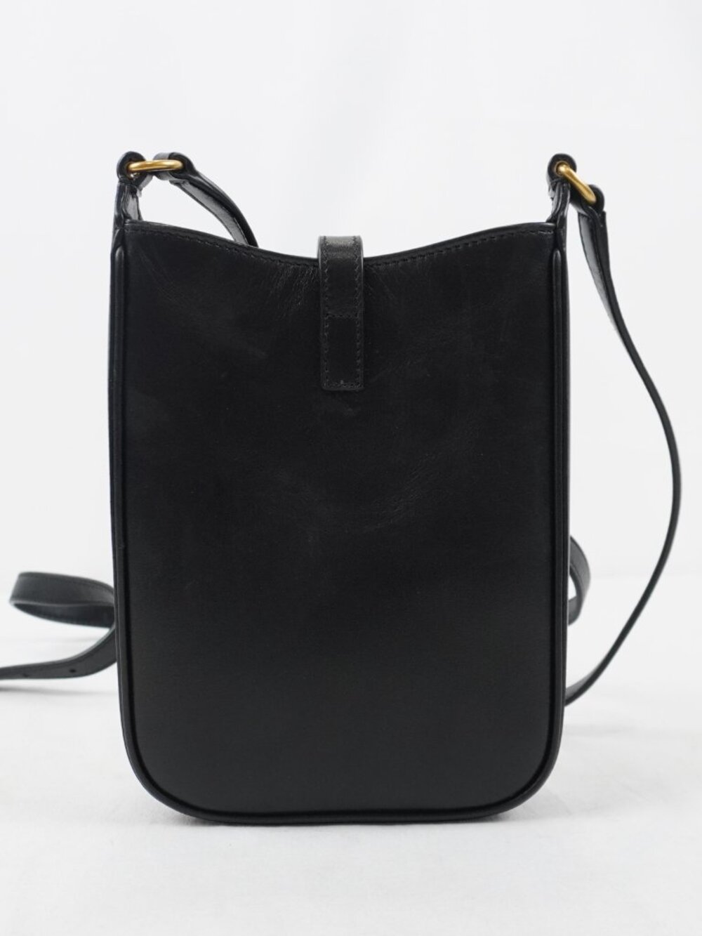 Saint Laurent Le 5 a 7 Shoulder Bag In Black Leather With Gold-Toned Hardware - Picture 3 of 12